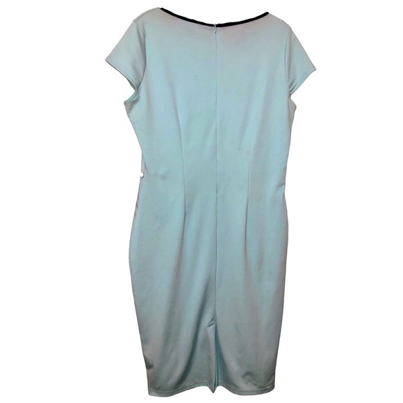 Retro Dress 🩵 - Picture 4 of 16